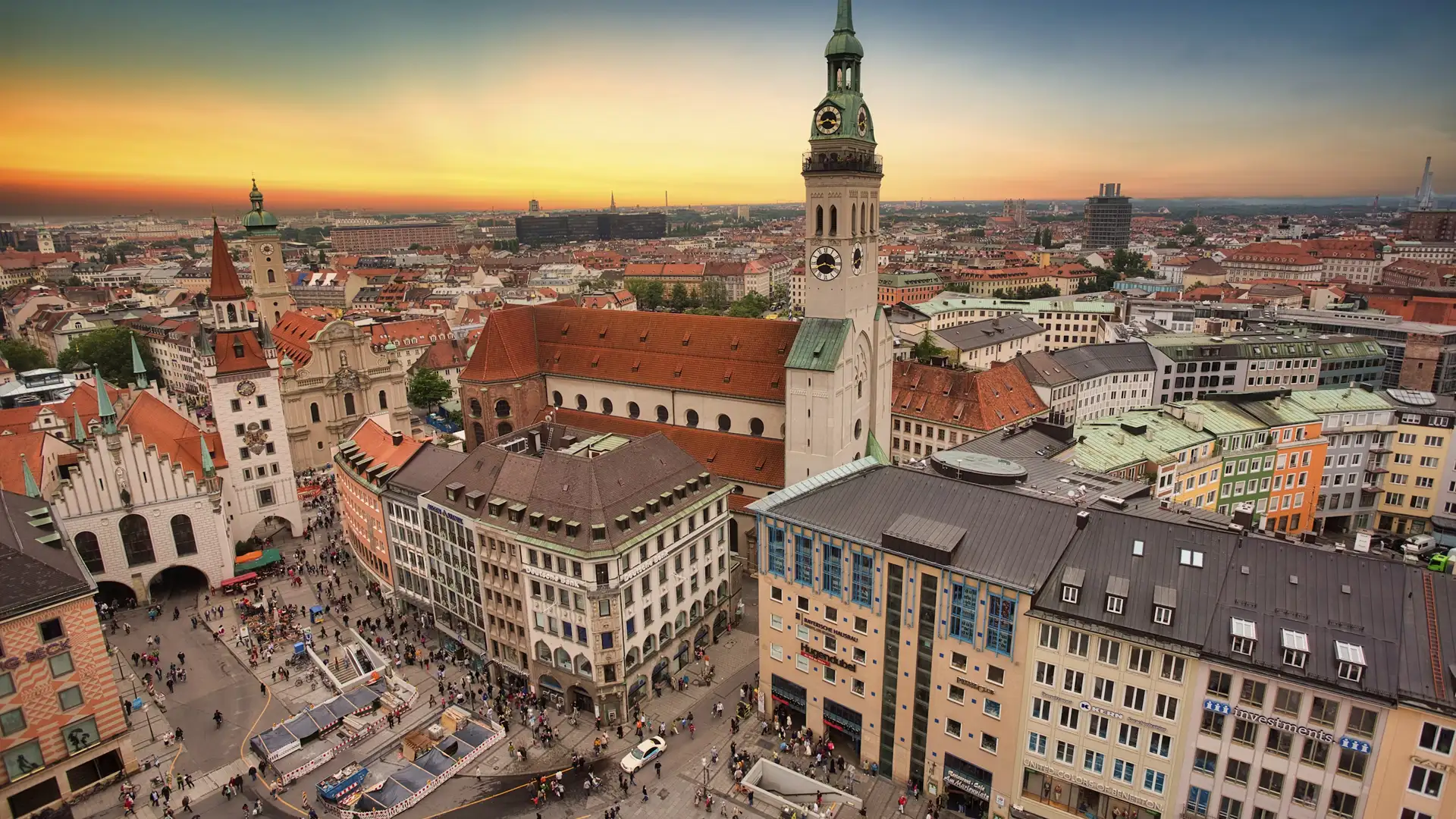 Booking Germany Munich Marienplatz